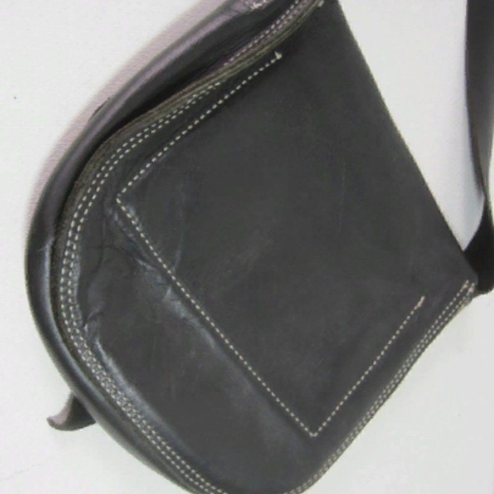WILLARD HILLS Handbag Purse Shoulder Bag 10"x10"x2.5 Womens Leather Vintage